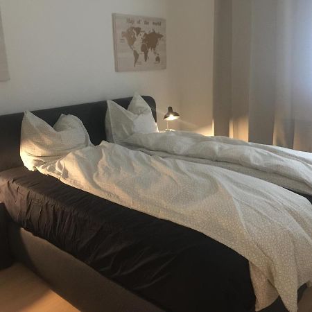 Apartamento Modern Living In A Perfect Location Essen Exterior foto