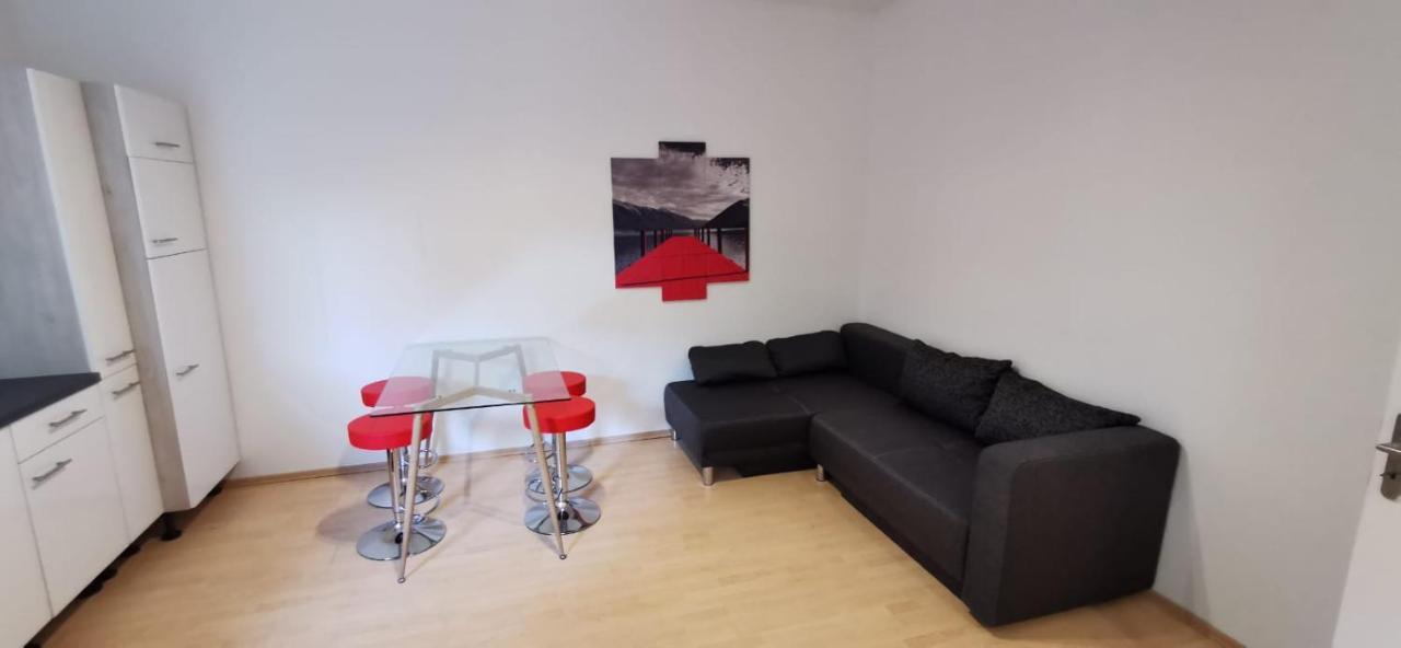 Apartamento Modern Living In A Perfect Location Essen Exterior foto