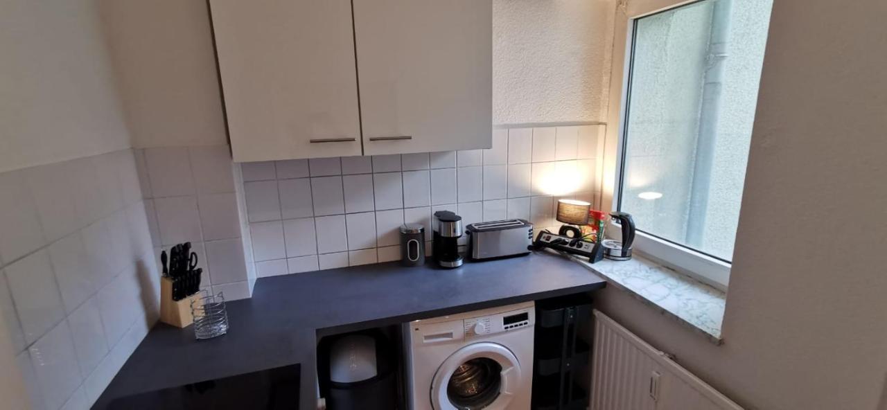 Apartamento Modern Living In A Perfect Location Essen Exterior foto